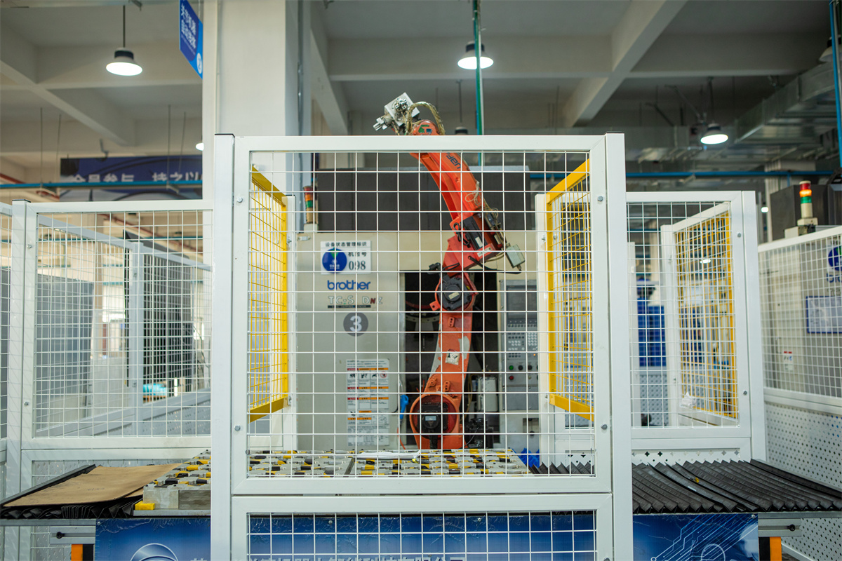 低壓直流伺服驅動器的工藝及原理